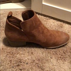 American eagle ankle booties